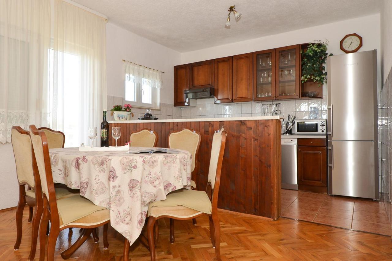 Apartment Una Сегет Враница Екстериор снимка